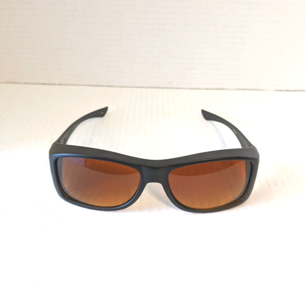 Over The Eyeglasses 👓 Sunglasses 😎🕶️